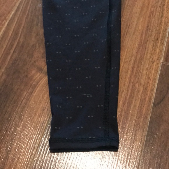 Old Navy Active Tights - Picture 3 of 7